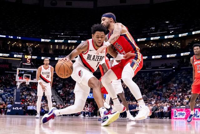 梅西入选FIFA最佳球员候选 记者：是对足球的侮辱