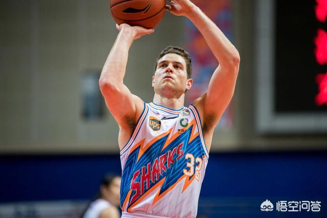 莫兰德15+14徐杰14分 广东6人上双大胜深圳