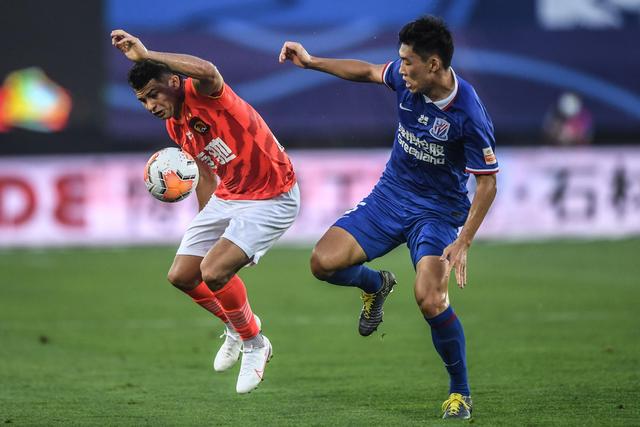 阿圭罗：萨拉赫已经与利物浦续约2年